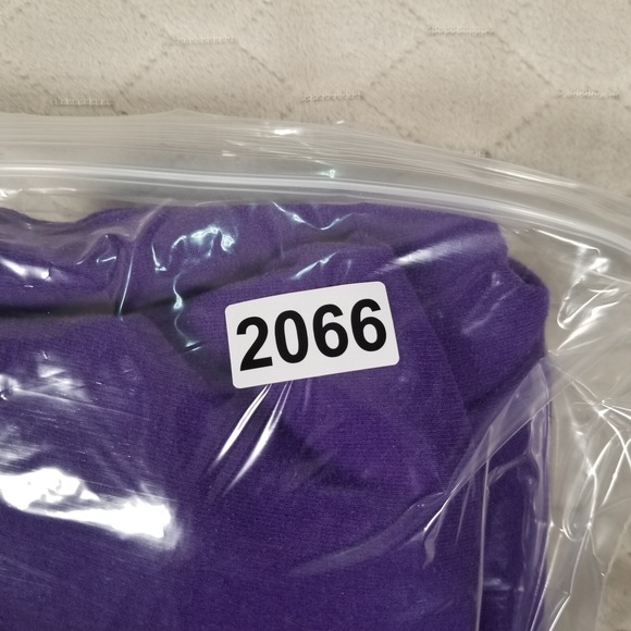 VTG Purple Embroidered Customized Grandma Sweatshirt Cut Tag Sz XL Look - Picture 11 of 11